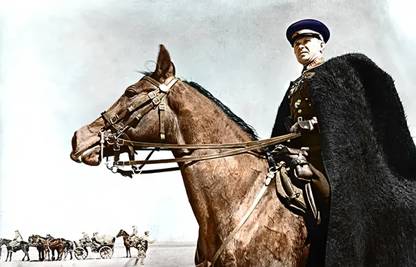 O comandante de uma unidade cossaca em serviço ativo na região de Kharkov, na Ucrânia, em 21 de junho de 1942.