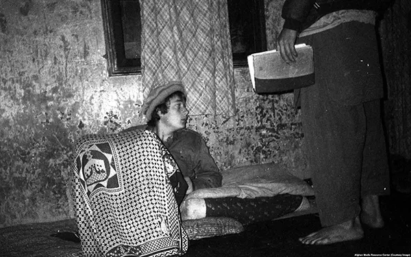 Um soldado que desertou do Exército Soviético e se converteu ao islamismo. Ao final da guerra, cerca de 200 soldados soviéticos que haviam desertado ou sido capturados permaneceram no Afeganistão, onde vários ainda vivem hoje.